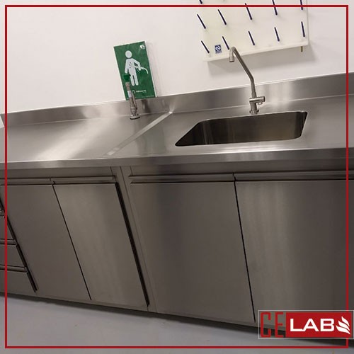 Bancada de inox para laboratório